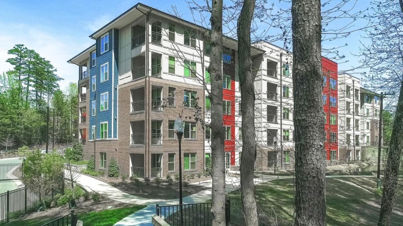 Modish And Spacious Apartments At The Exchange On Erwin In Durham, North Carolina Exterior photo